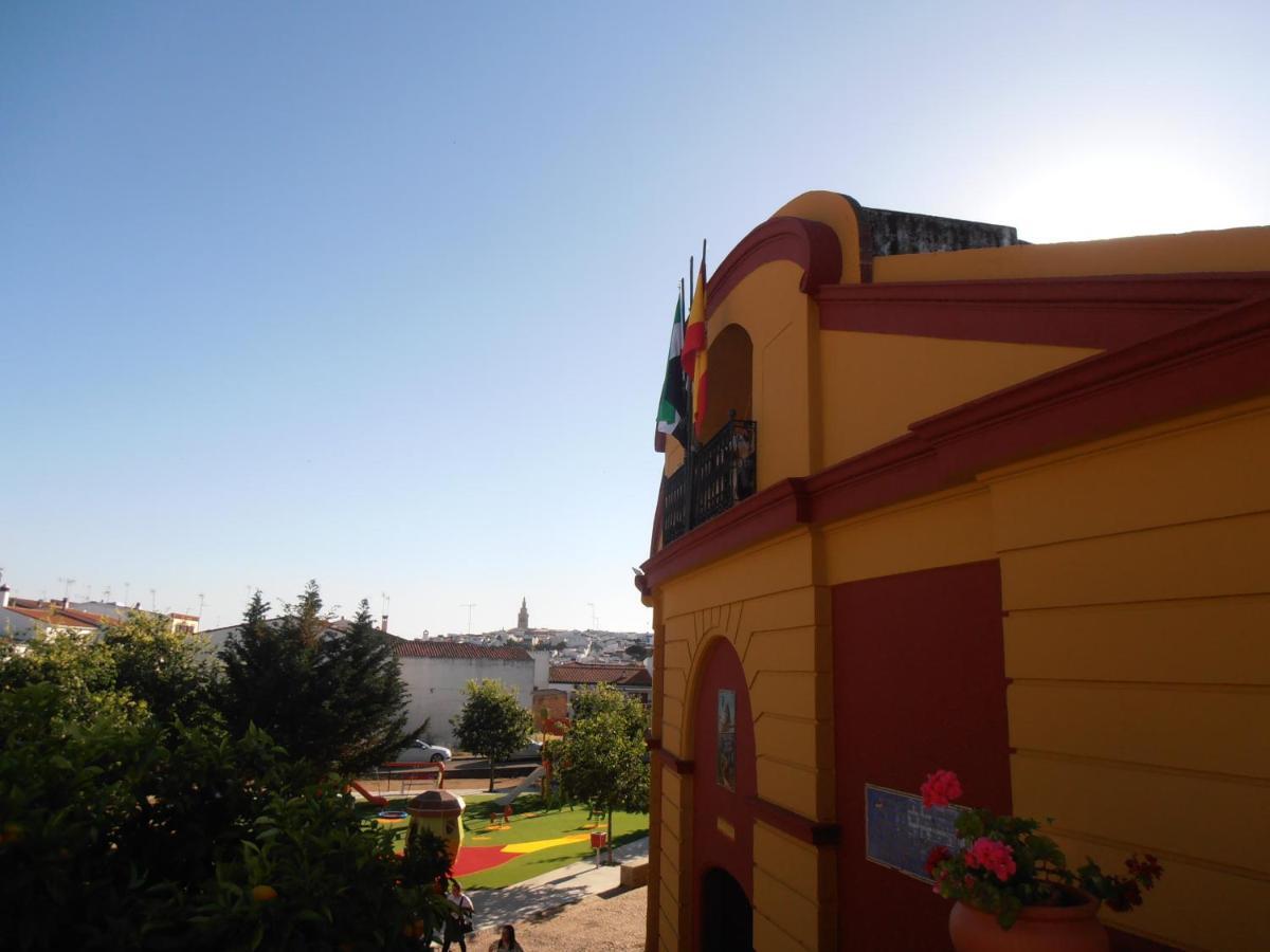 Apartamento Plaza de Toros Jerez De Los Caballeros Exterior foto